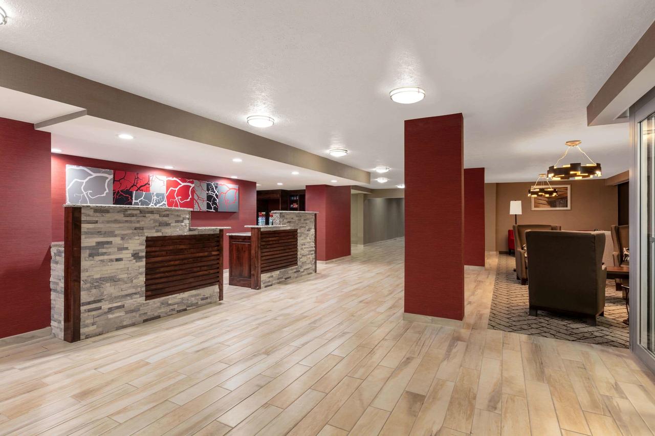 Ramada By Wyndham Texarkana - thumb 38