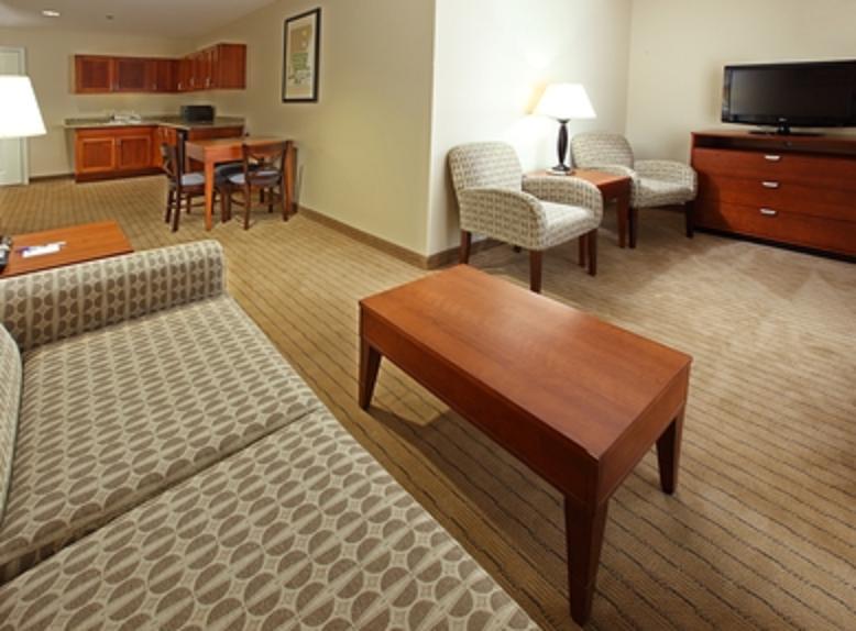 Holiday Inn Express & Suites Searcy - thumb 21