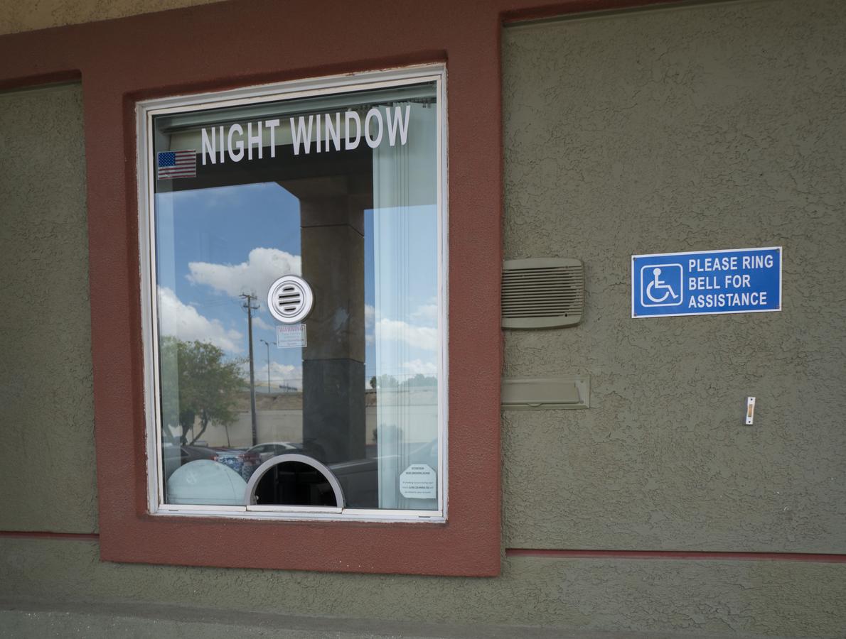 California Inn Barstow - thumb 42