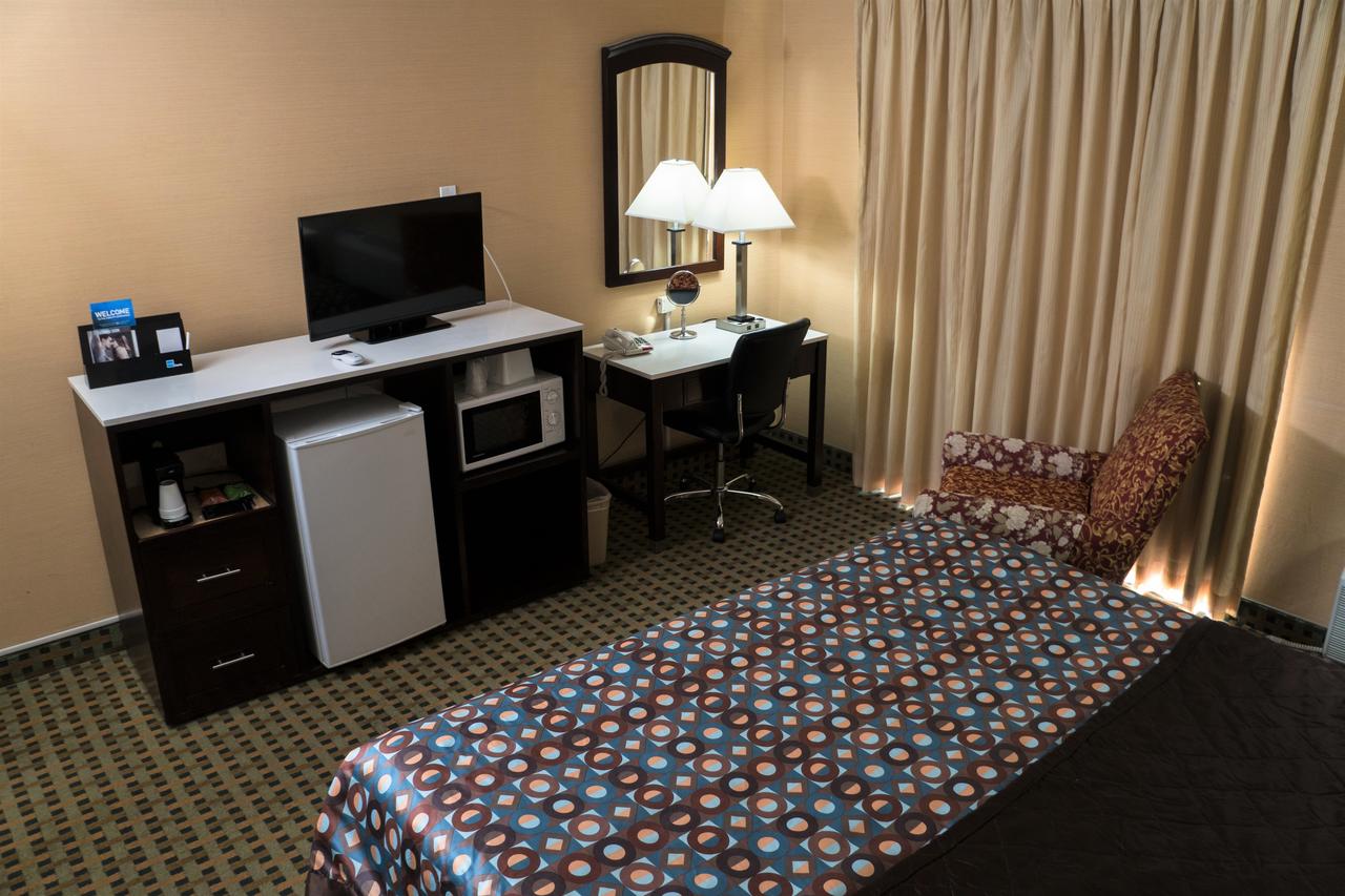 California Inn Barstow - thumb 33