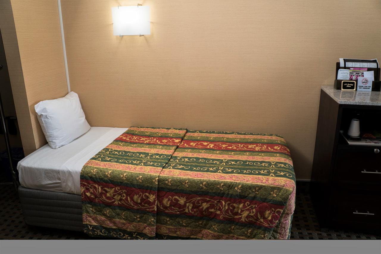 California Inn Barstow - thumb 26