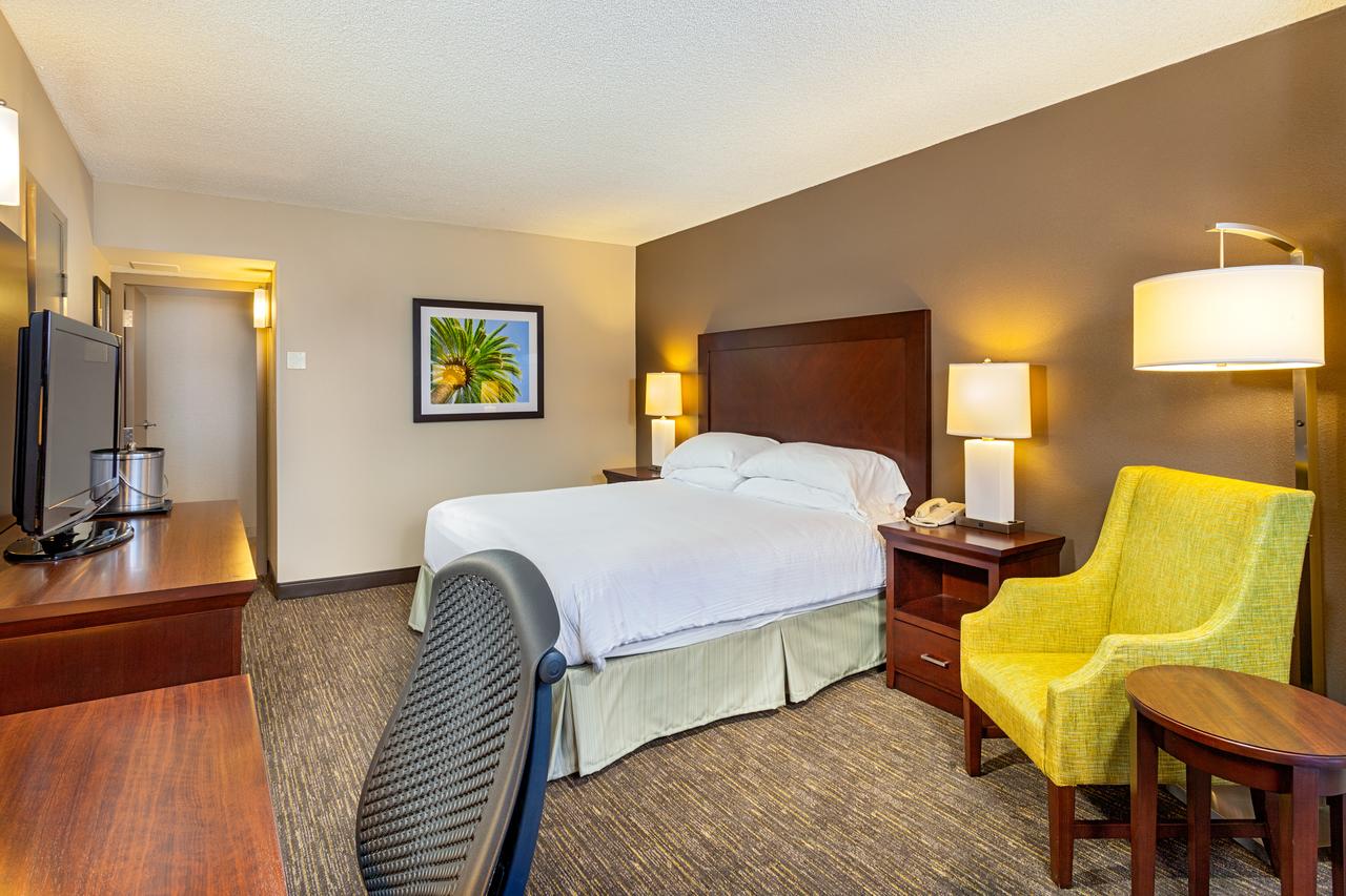 Wyndham San Diego Bayside - thumb 17