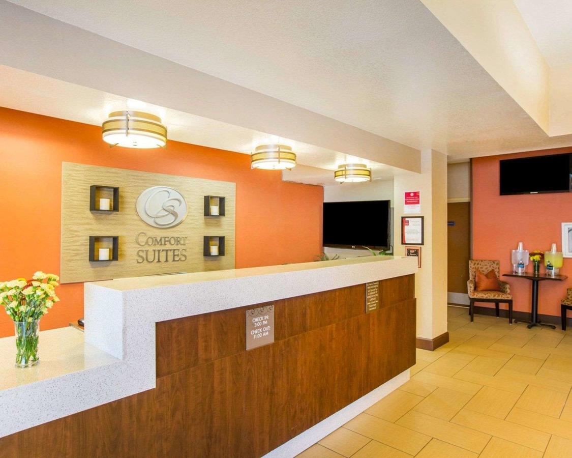 Comfort Suites Clovis - thumb 25