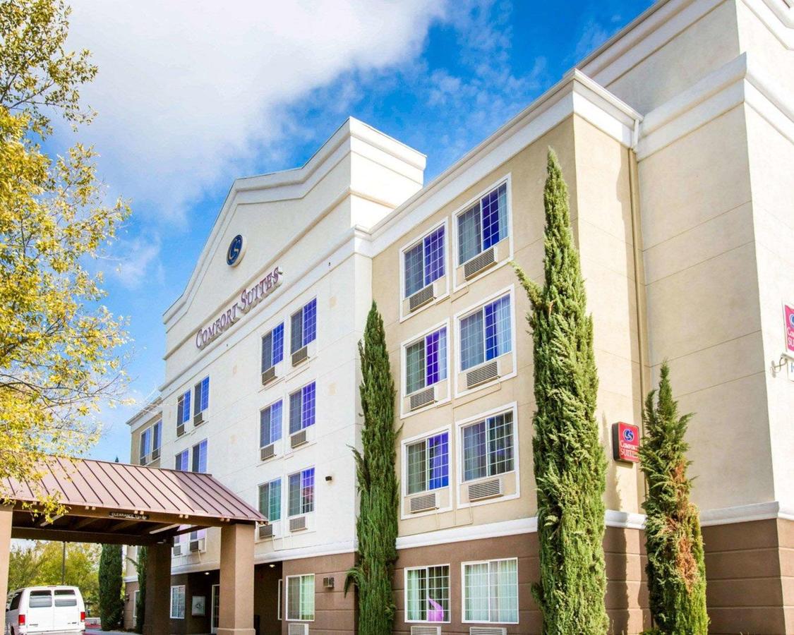 Comfort Suites Clovis - thumb 21