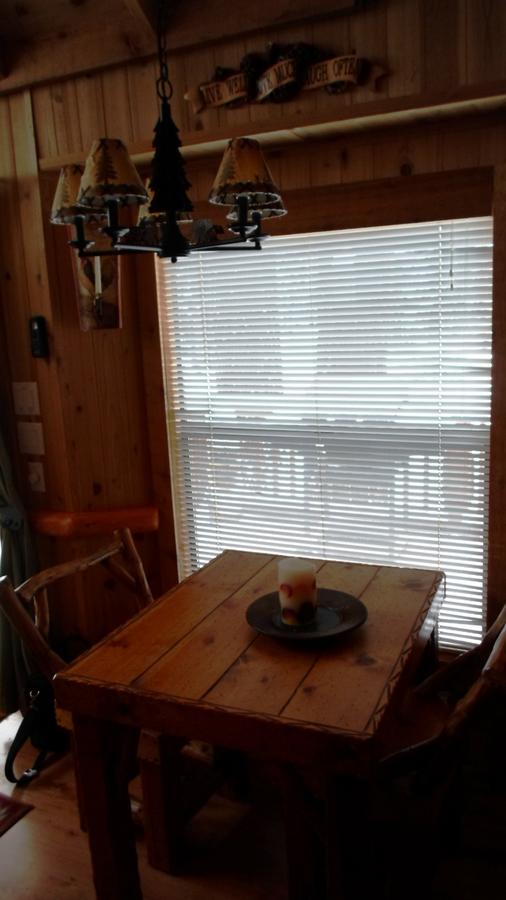 Cedar Pines Resort - thumb 40