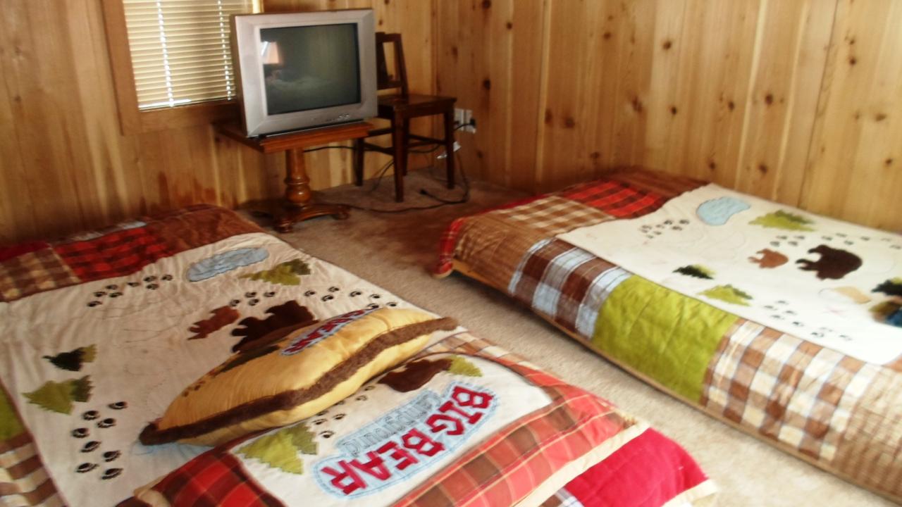 Cedar Pines Resort - thumb 21