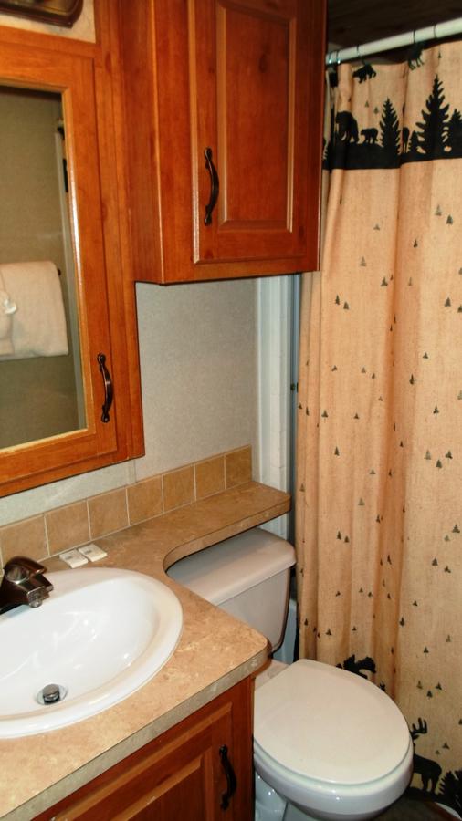 Cedar Pines Resort - thumb 9