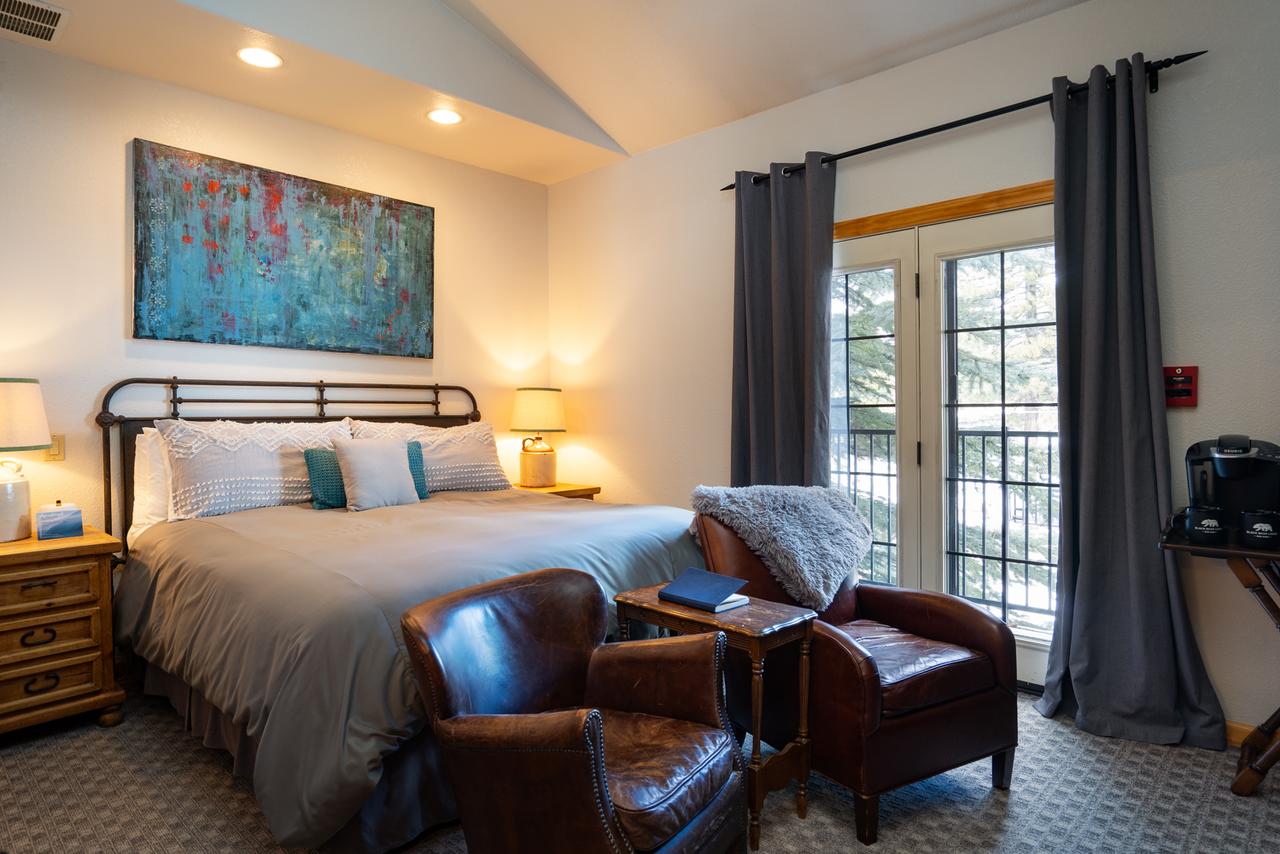 Black Bear Lodge - thumb 13