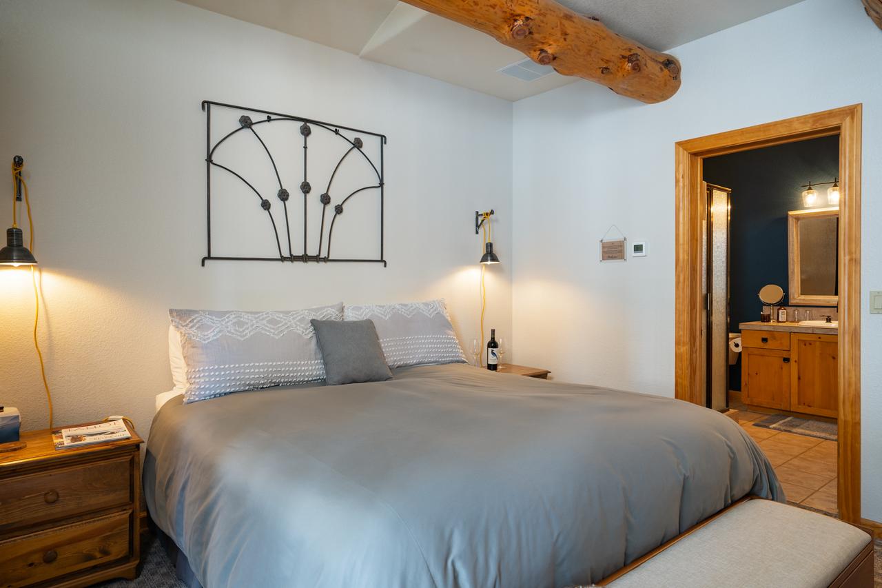 Black Bear Lodge - thumb 15