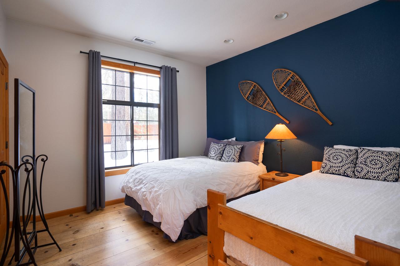 Black Bear Lodge - thumb 29