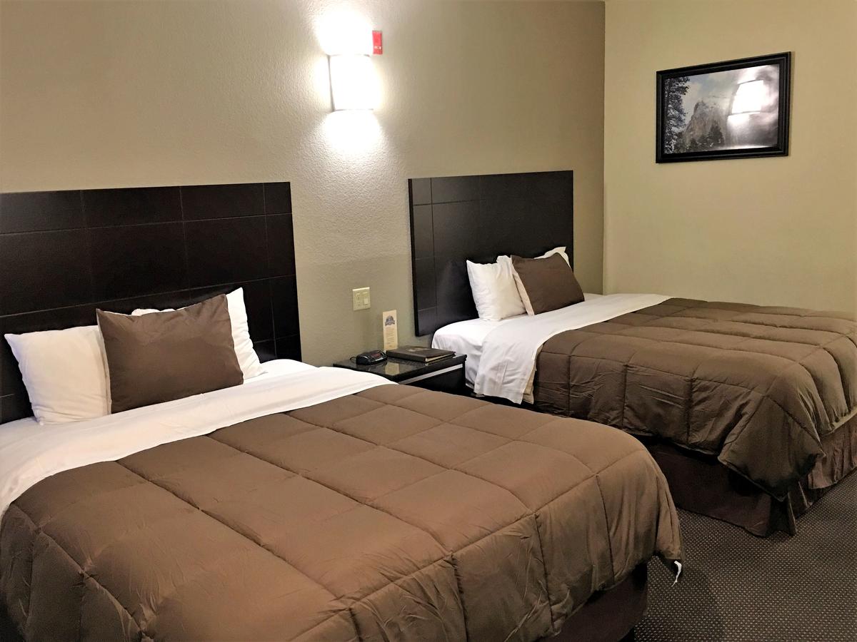 Yosemite Sierra Inn - thumb 0