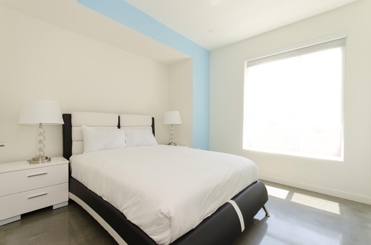 Wilshire West Suites - thumb 44