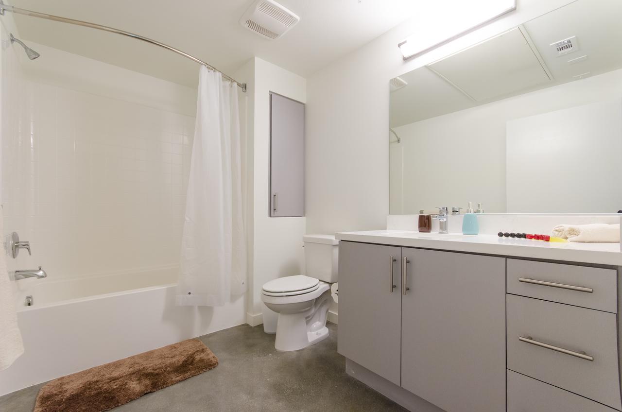 Wilshire West Suites - thumb 39