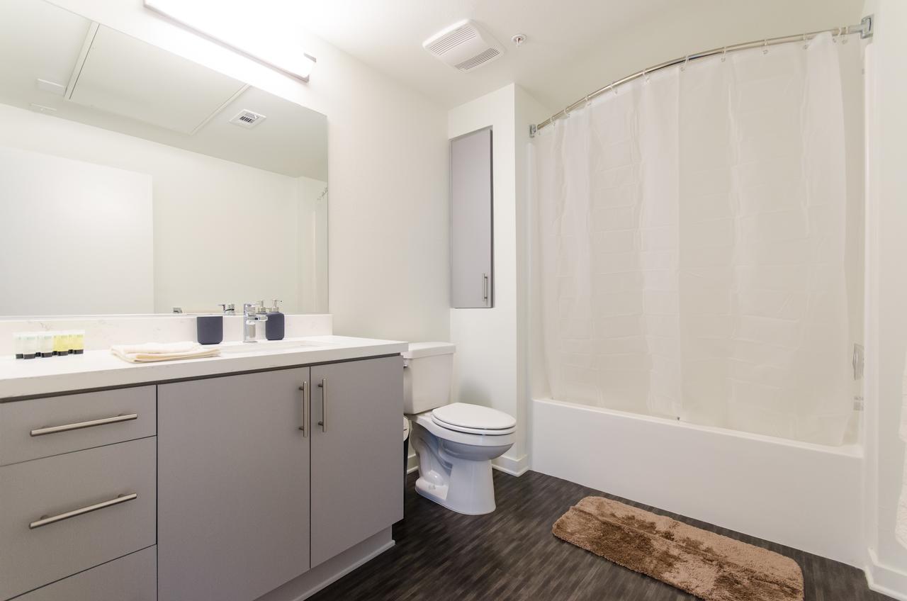 Wilshire West Suites - thumb 17