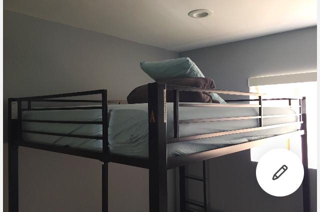 240 USC Turquoise House - thumb 17