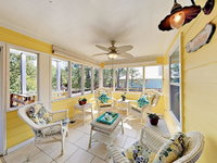 655 Cabana Beach Rd Cottage Tourism House