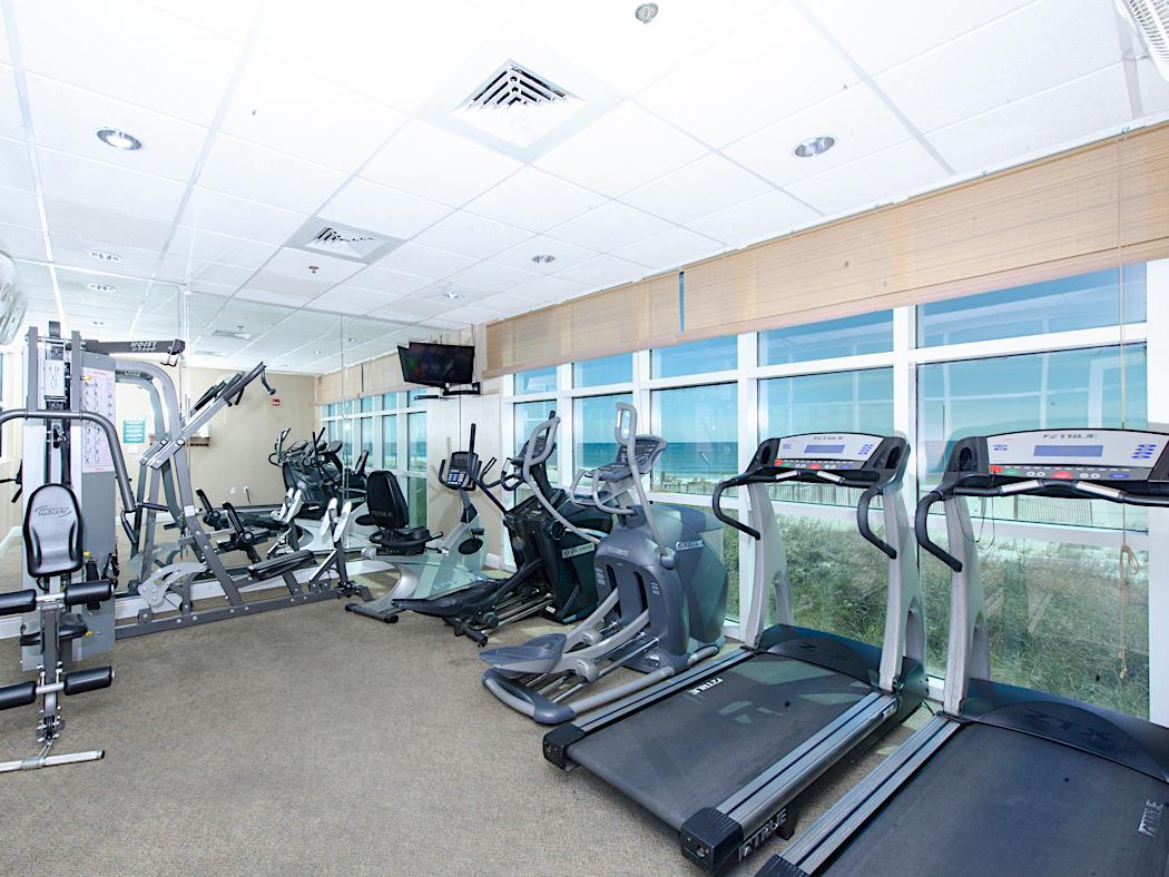 931 W Beach Blvd Condo - thumb 3