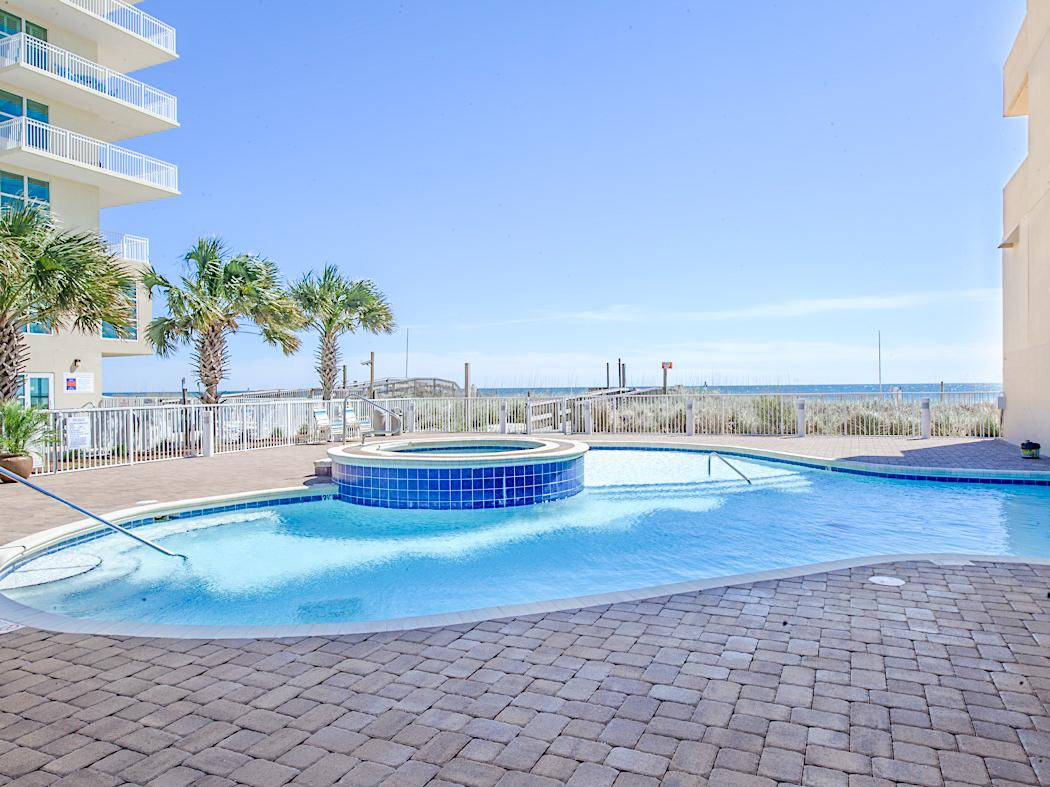 931 W Beach Blvd Condo - thumb 4