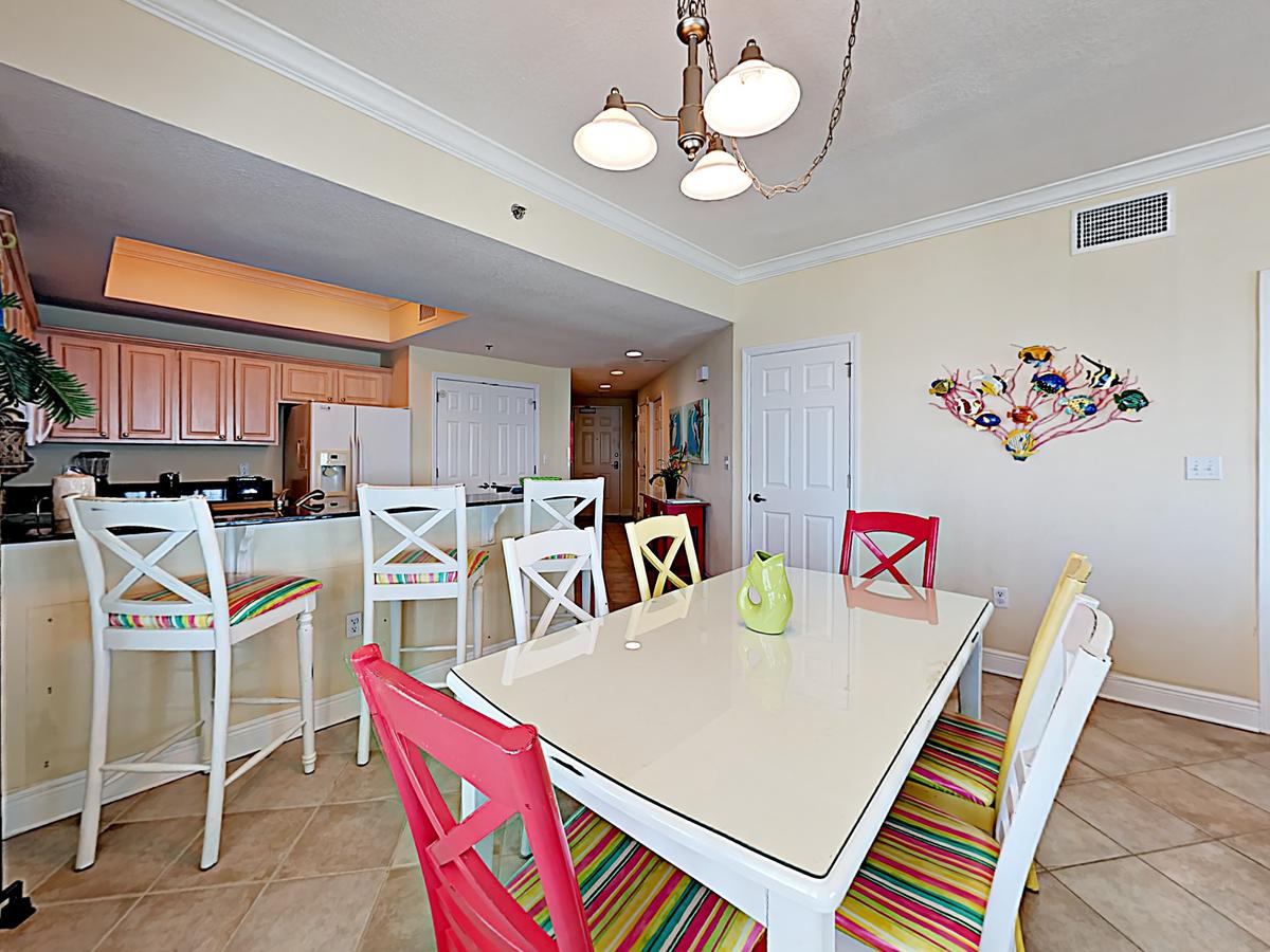 931 W Beach Blvd Condo - thumb 14
