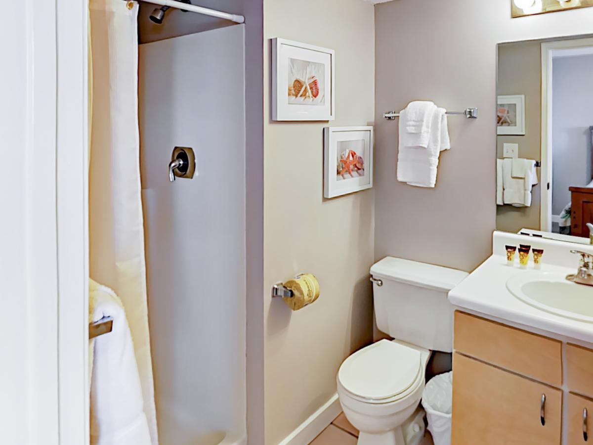 969 West Beach Blvd Condo Unit 1203 - thumb 14