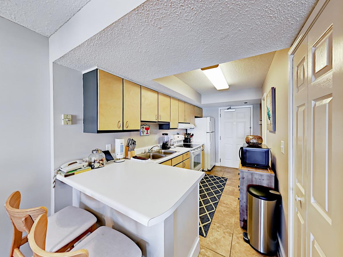 969 West Beach Blvd Condo Unit 1203 - thumb 10