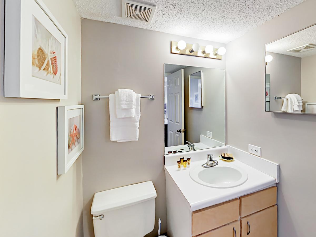 969 West Beach Blvd Condo Unit 1203 - thumb 11