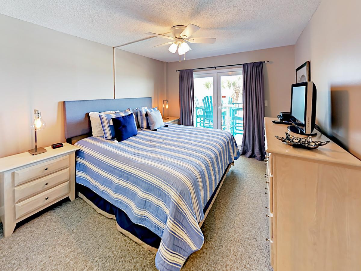 969 West Beach Blvd Condo Unit 1203 - thumb 7