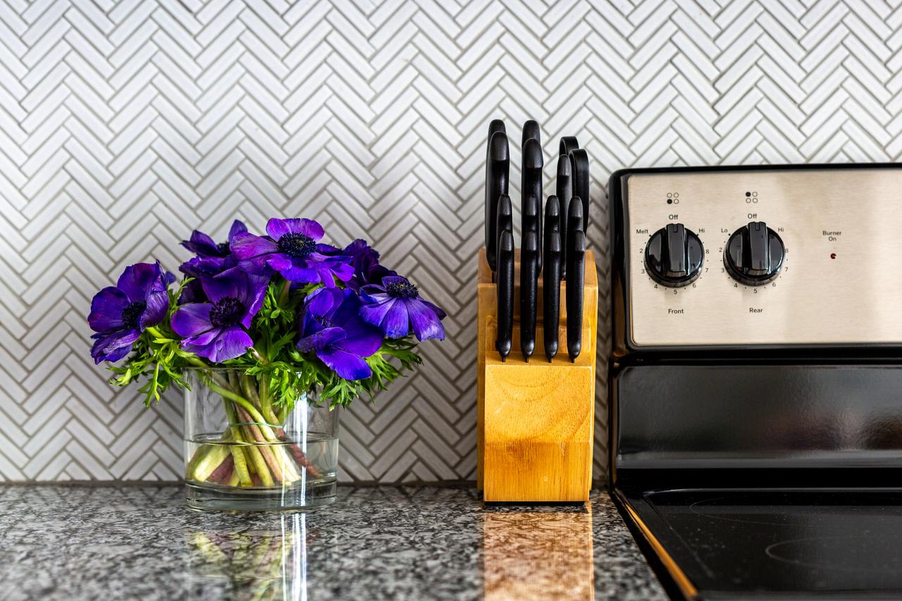 Stay Alfred At The District - thumb 30