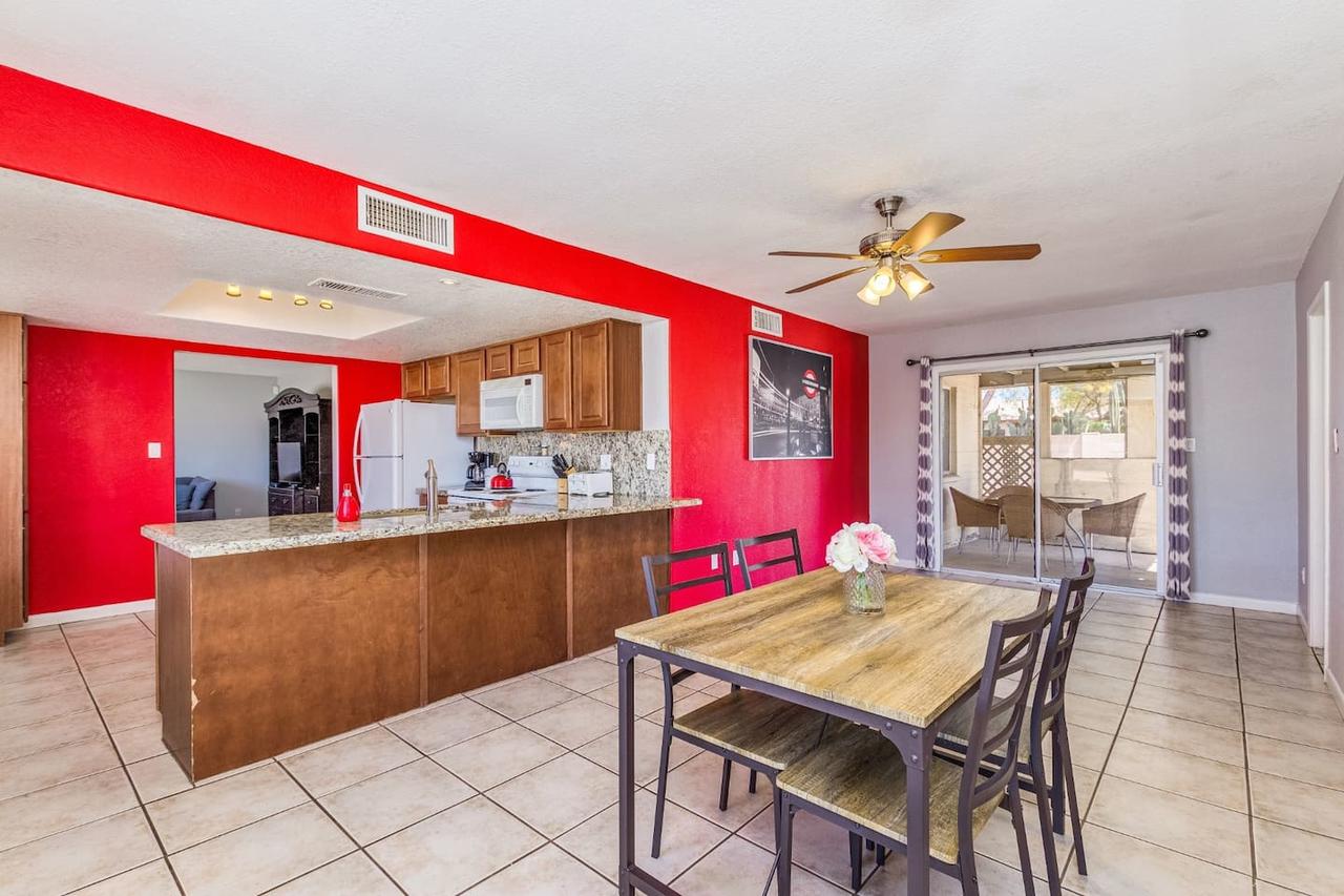 Gorgeous Peoria Home: Entertainment, Sport Stadiums, & Spring Training!