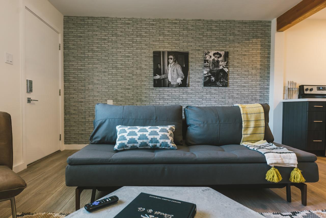 XVIII Sublime 1BR In Phx Roosevelt Row District - thumb 1