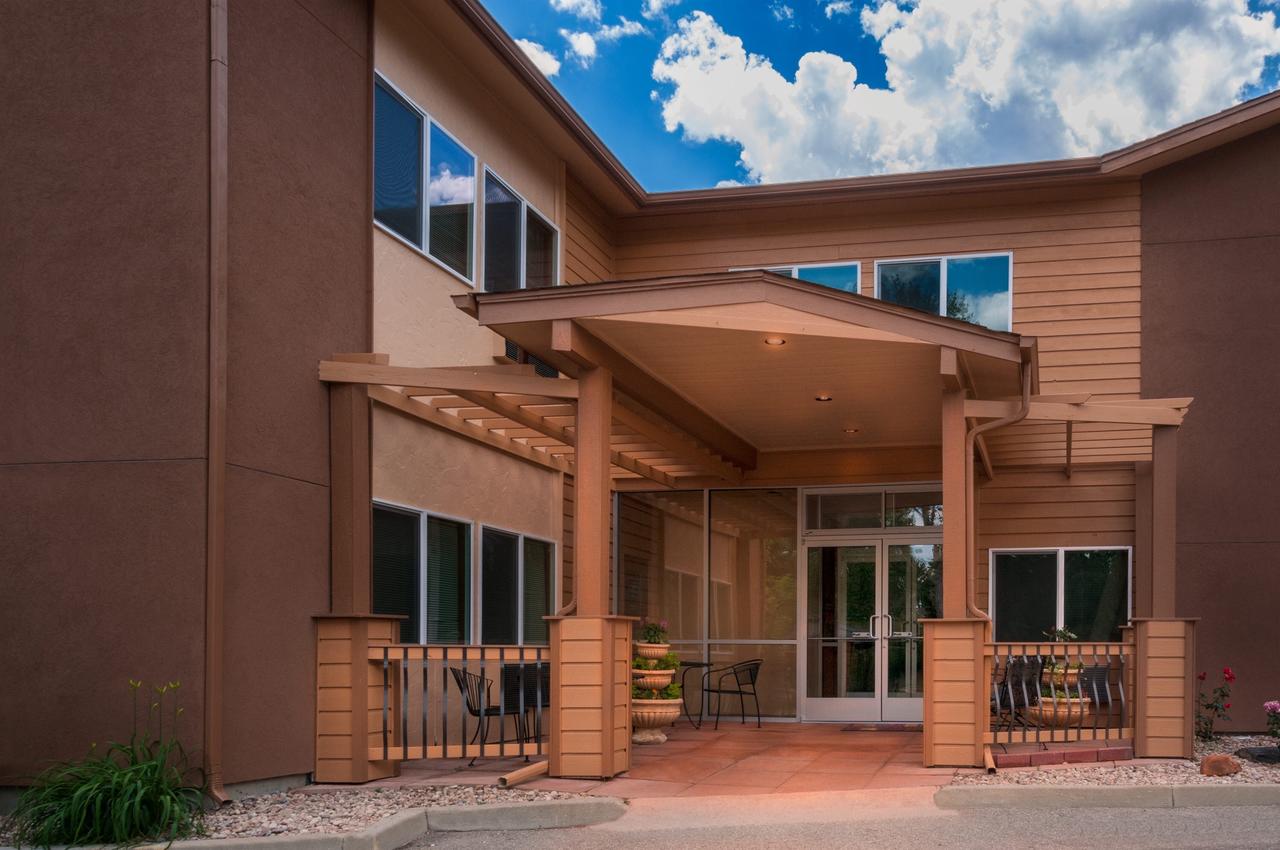 Boulder Twin Lakes Inn - thumb 1