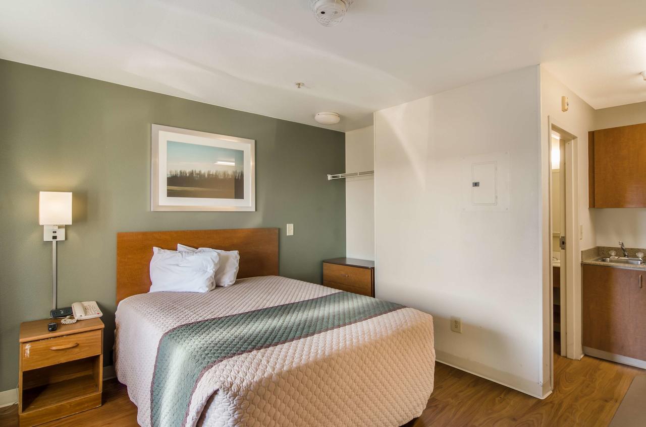 HomeTowne Studios Denver - Airport/Aurora - thumb 8