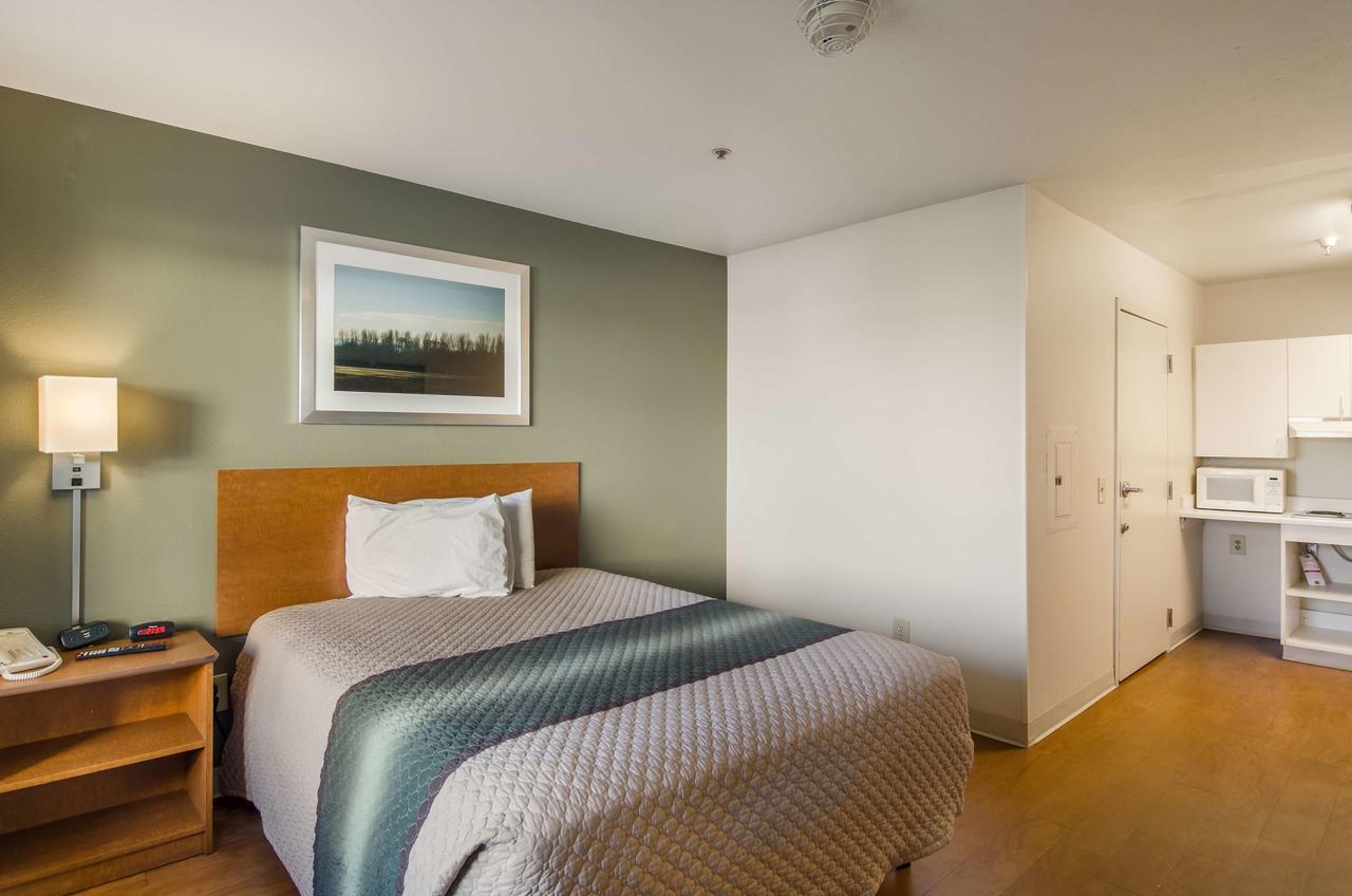 HomeTowne Studios Denver - Airport/Aurora - thumb 11