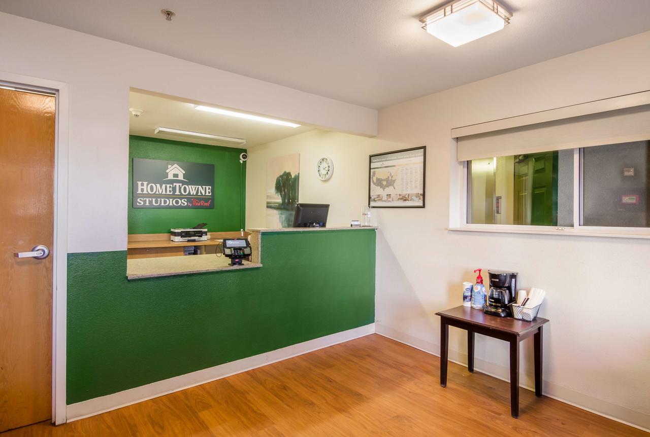 HomeTowne Studios Denver - Airport/Aurora - thumb 23