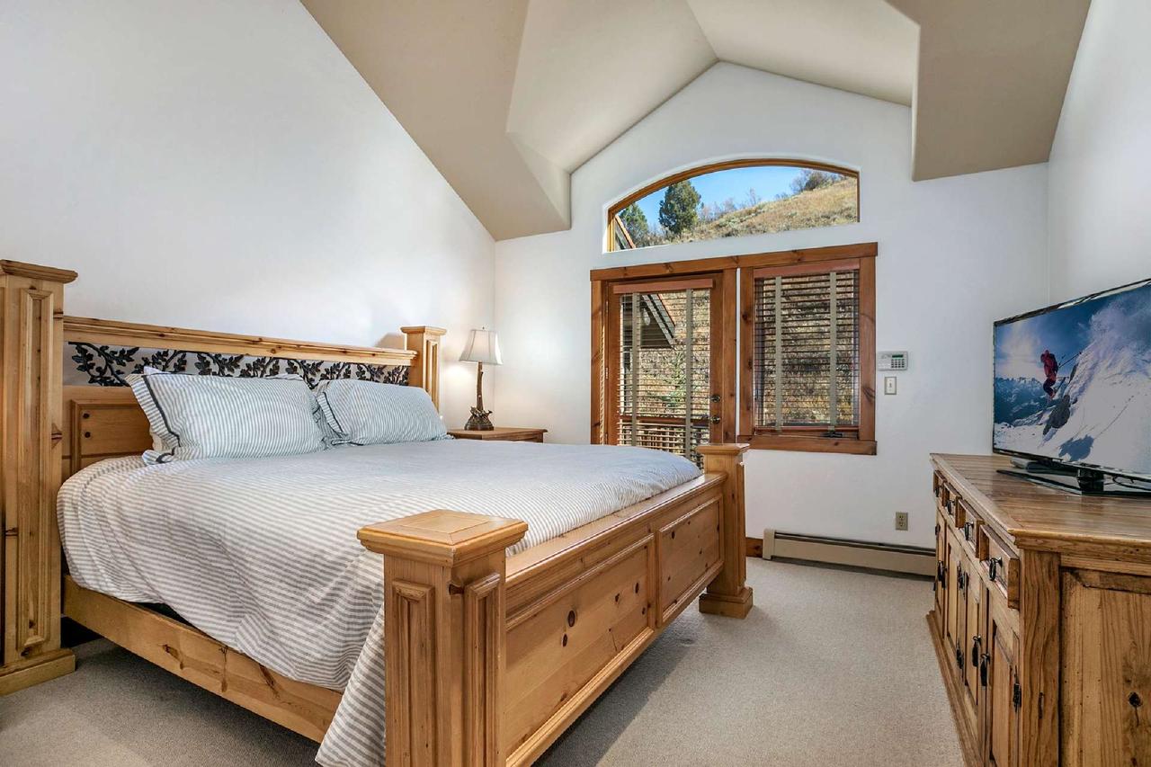 Bachelor Springs 178 - thumb 6