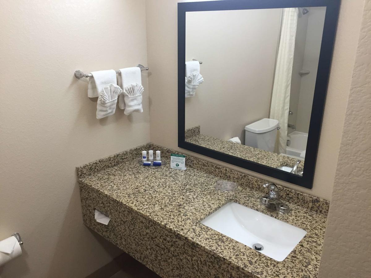 Best Western Plus Gateway Inn & Suites - Aurora - thumb 17