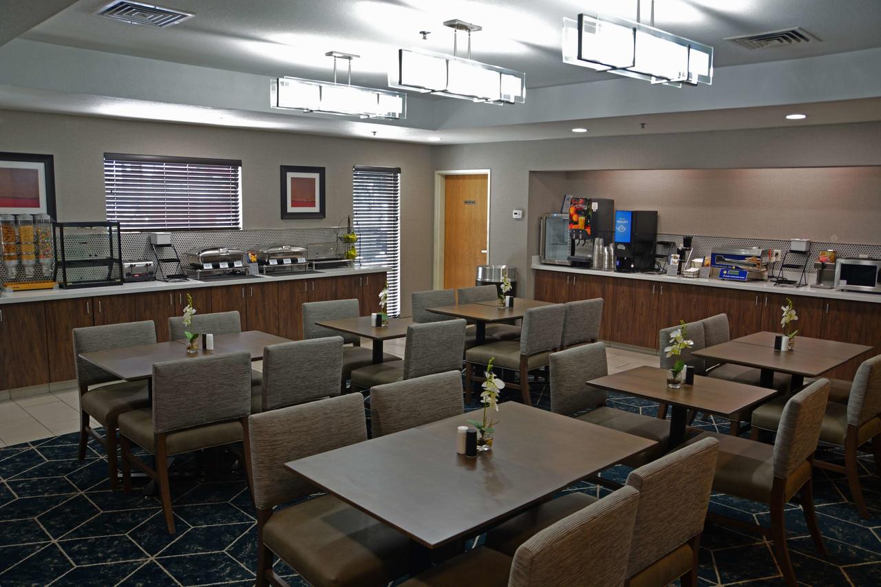 Best Western Plus Gateway Inn & Suites - Aurora - thumb 35