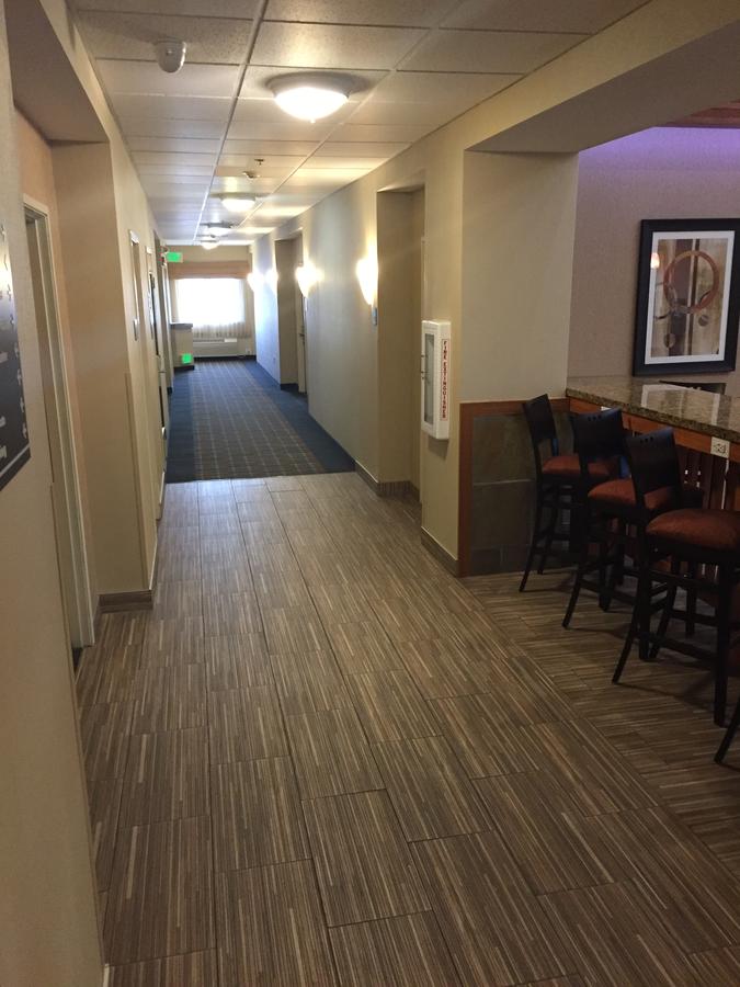 Best Western Plus Gateway Inn & Suites - Aurora - thumb 6