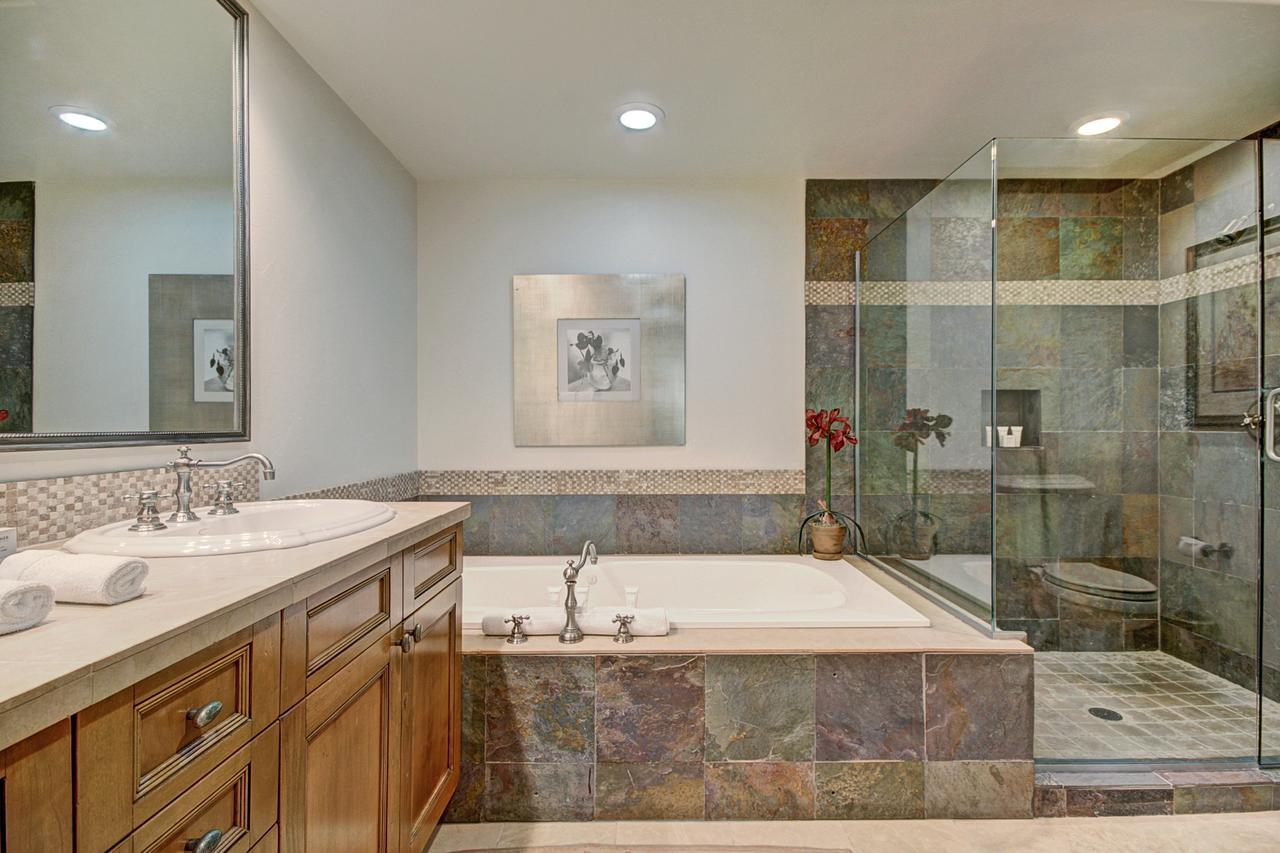 Settler's Lodge 204 - thumb 2