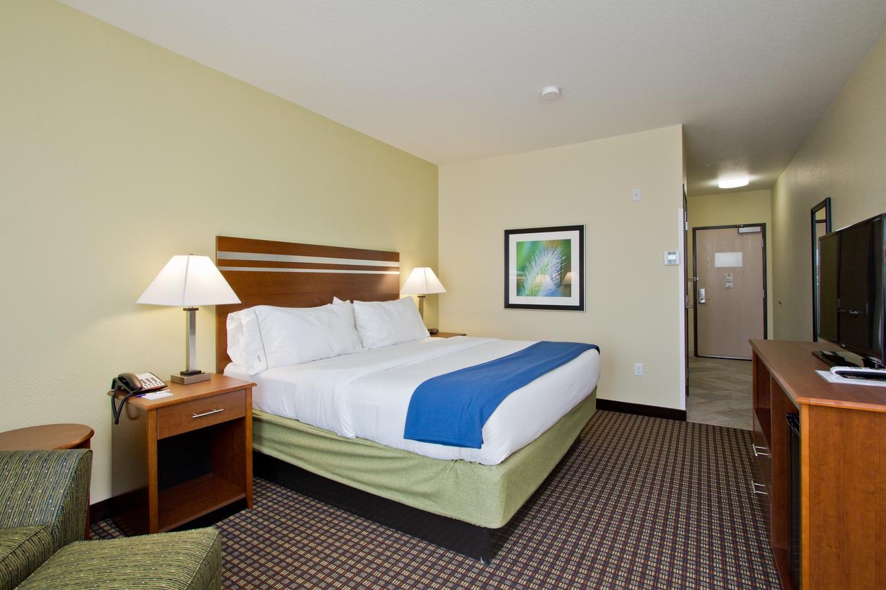 Holiday Inn Express And Suites Denver East Peoria Street - thumb 10