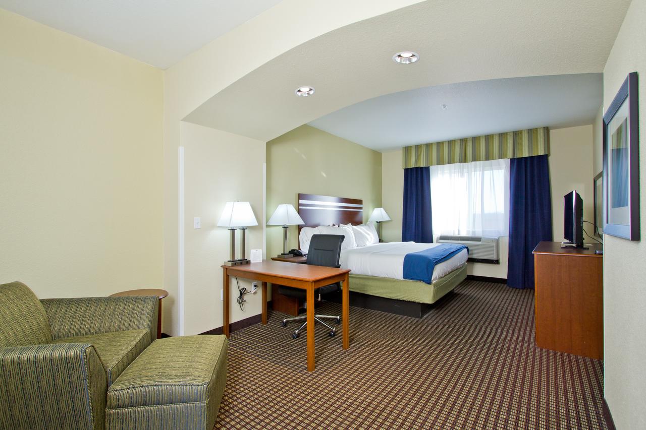 Holiday Inn Express And Suites Denver East Peoria Street - thumb 3