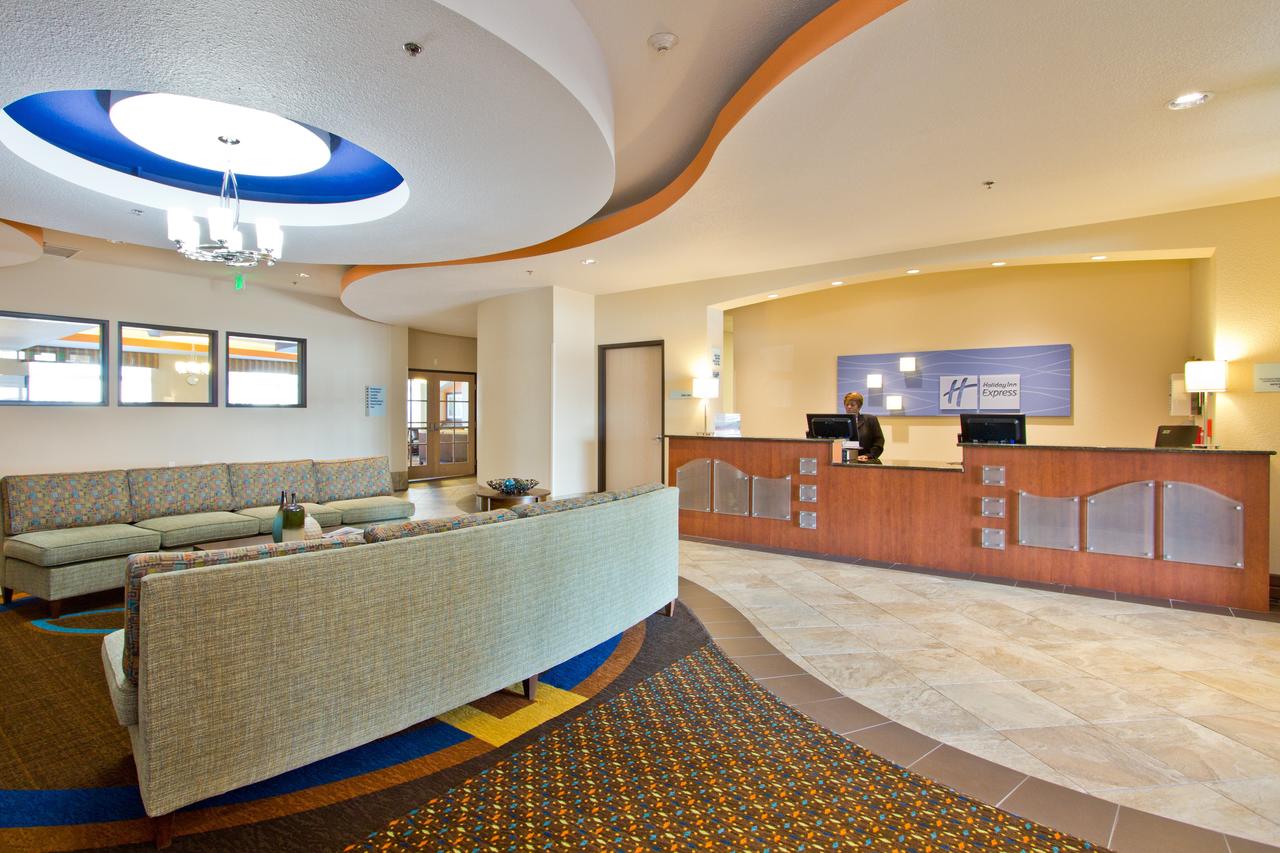 Holiday Inn Express And Suites Denver East Peoria Street - thumb 37