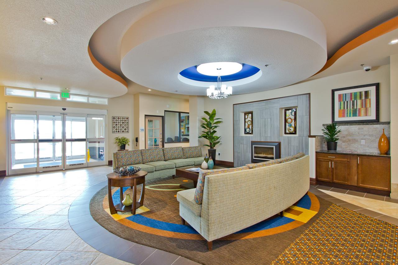 Holiday Inn Express And Suites Denver East Peoria Street - thumb 30