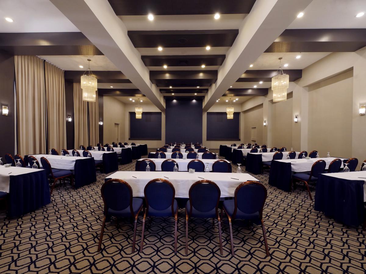 Hilton Mystic - thumb 25