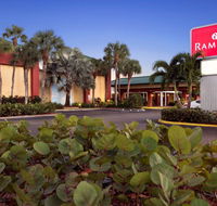 Ramada by Wyndham Naples - Tourism House