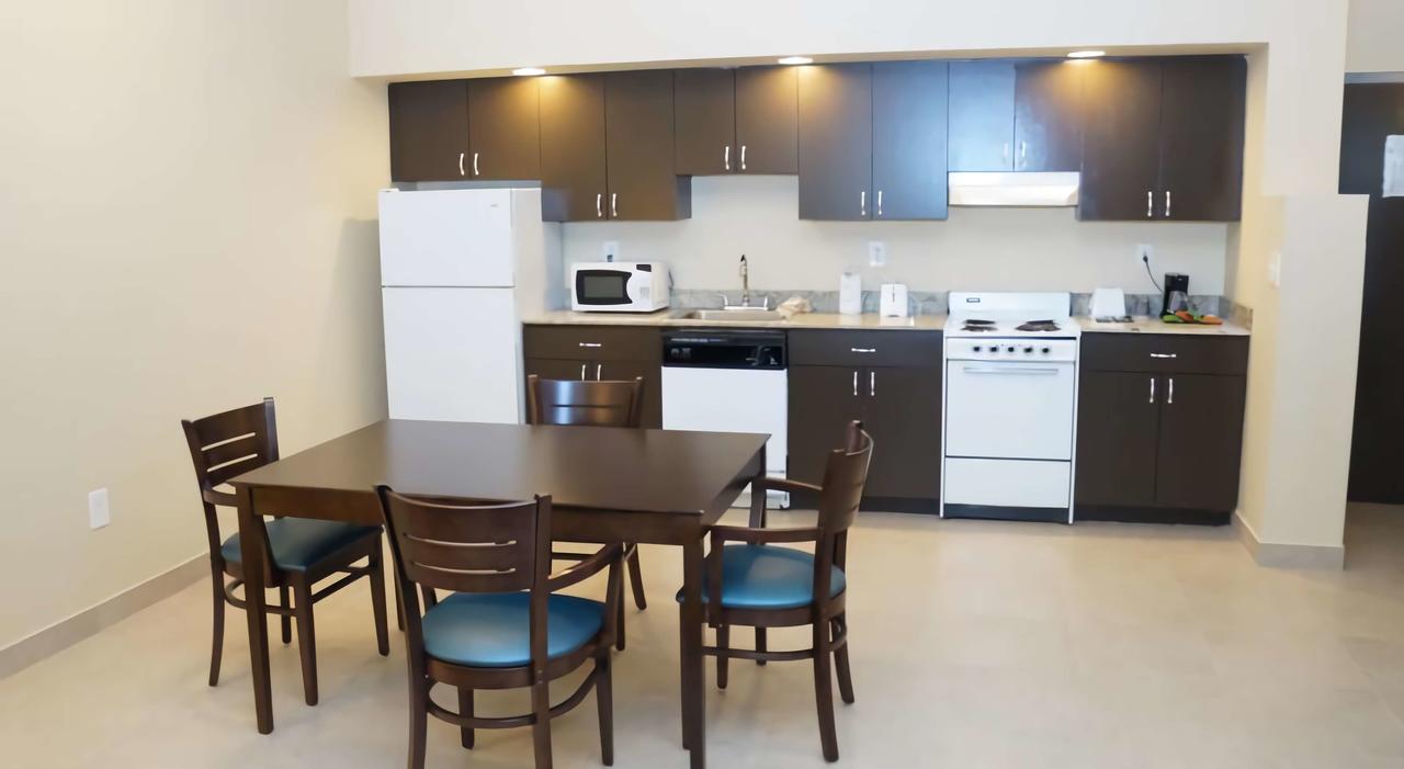 Best Western Naples Plaza Hotel - thumb 31