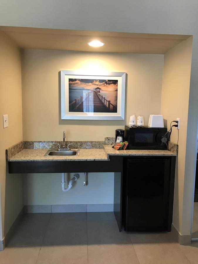 Best Western Naples Plaza Hotel - thumb 11