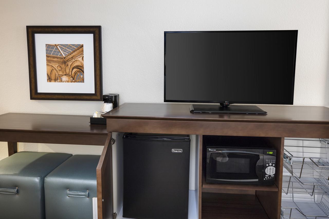 Hampton Inn West Palm Beach Central Airport - thumb 32