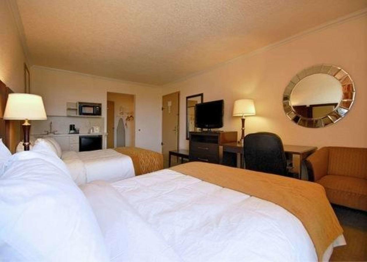 Comfort Inn Oceanside - thumb 22