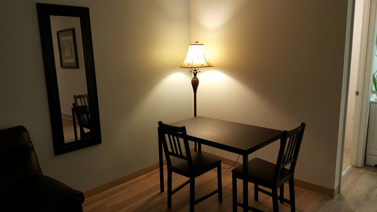 Tricove Inn & Suites - thumb 9